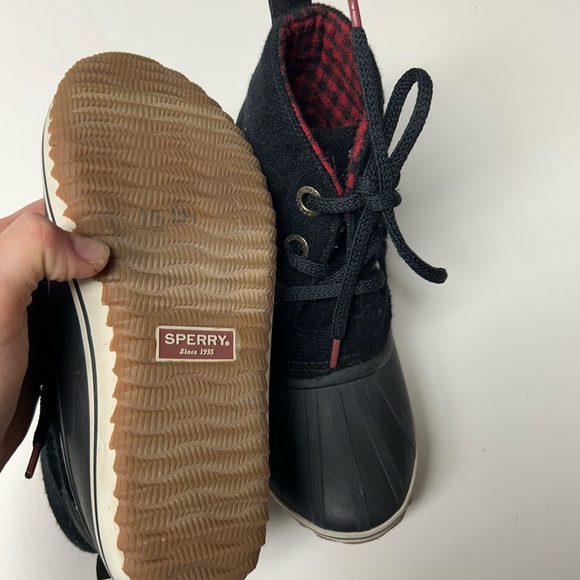Sperry Black and Brown Winter Boots - Picture 4 of 6